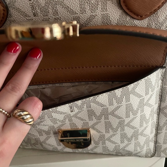 Michael Kors Handbag - Picture 3 of 6